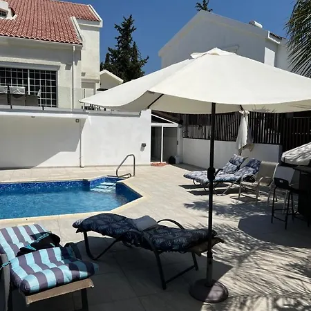 Villa Sawa By Ezoria *